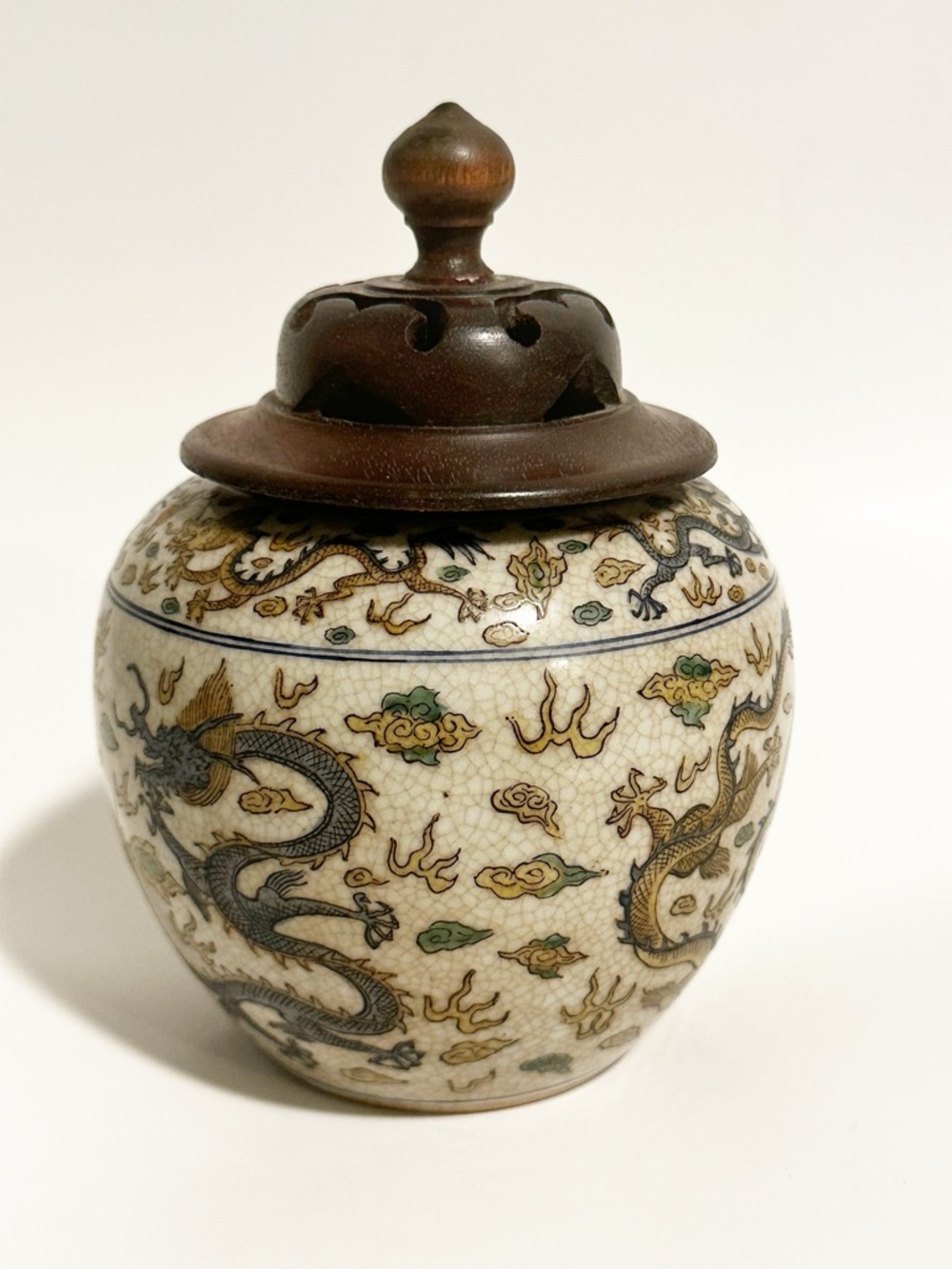 Vintage Chinese Dragon Porcelain Ginger Jar Temple Jar Urn Carved Wood Lid